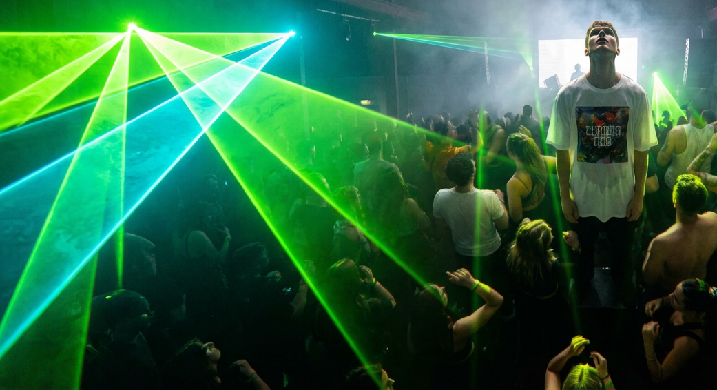 CHROMA 000 FAN DROP.