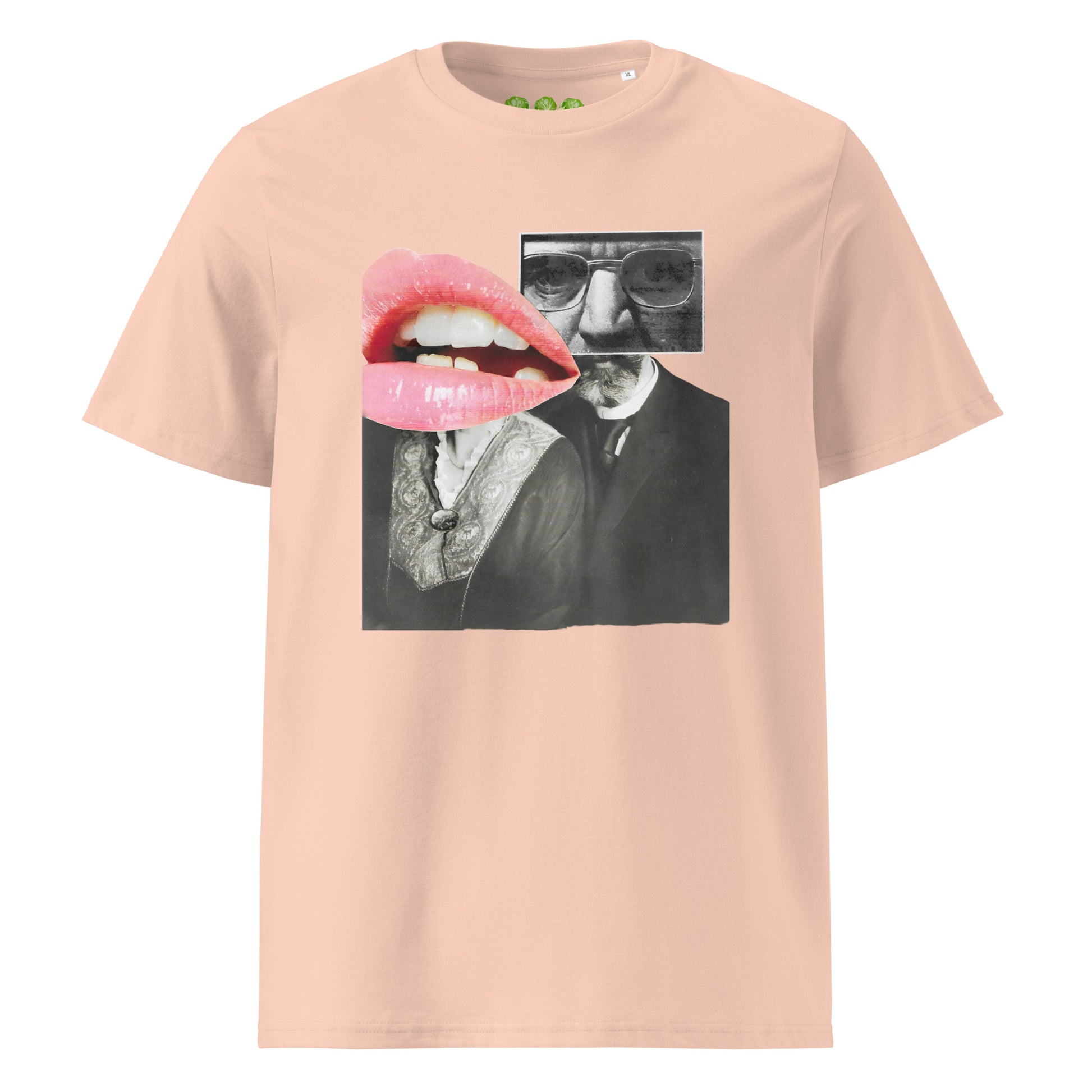 Fraiche Peche unisex organic t-shirt with the Sunset Kiss collar artwork by artist Ash Long. Drop Nº5 in the collab ArtTeeShow + Ash Long.
