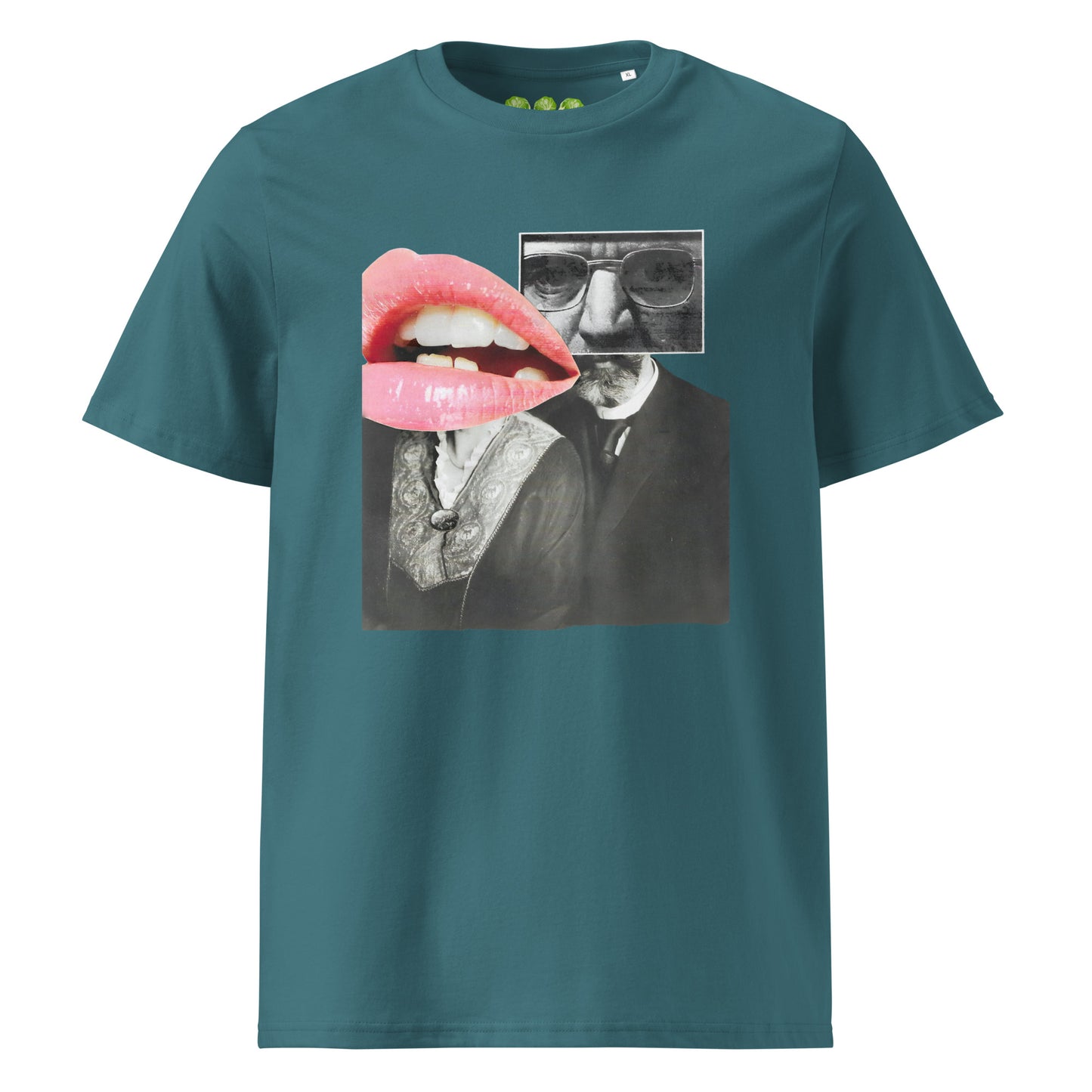 Stargazer Green unisex organic t-shirt with the Sunset Kiss collar artwork by artist Ash Long. Drop Nº5 in the collab ArtTeeShow + Ash Long.